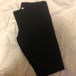 Size 8 lululemon leggings! Worn only a few times!